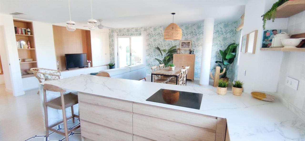 Apartamento Lagos Del Castillo By Denia Costa Екстериор снимка