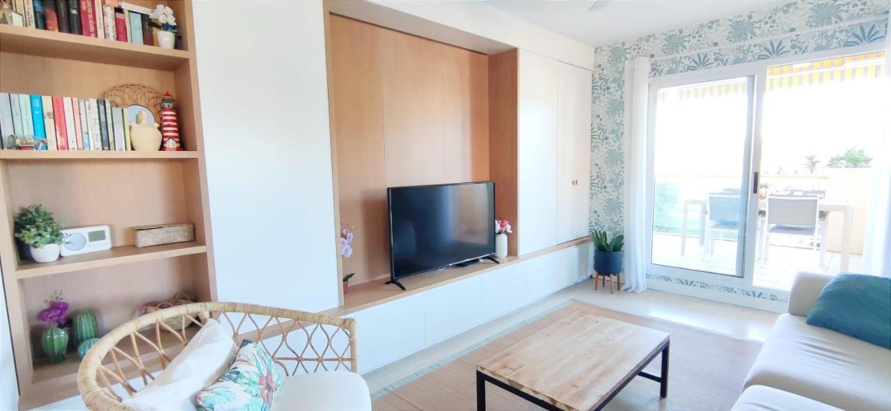 Apartamento Lagos Del Castillo By Denia Costa Екстериор снимка