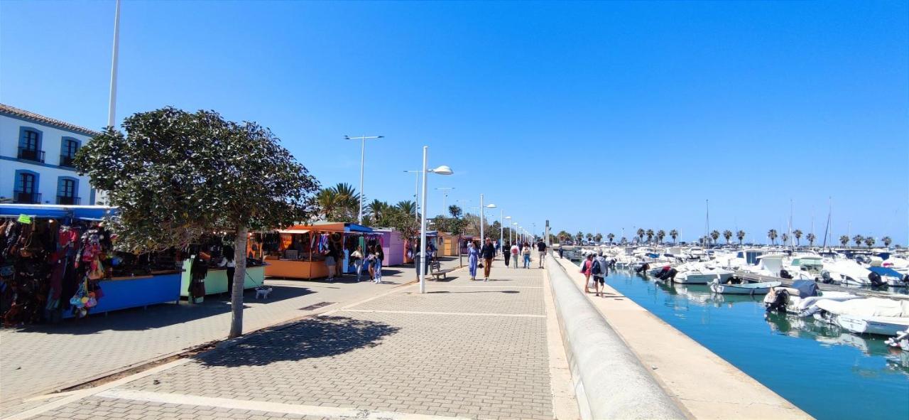 Apartamento Lagos Del Castillo By Denia Costa Екстериор снимка
